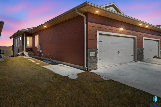 9622 W Broek Dr Drive, Sioux Falls, SD 57106