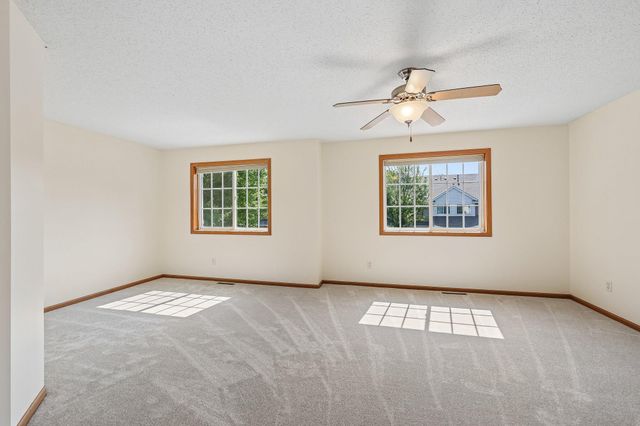 12135 63rd Street NE, Albertville, MN 55301