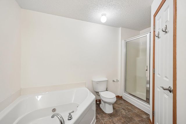 12135 63rd Street NE, Albertville, MN 55301