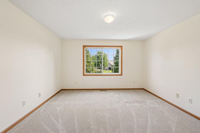 12135 63rd Street NE, Albertville, MN 55301