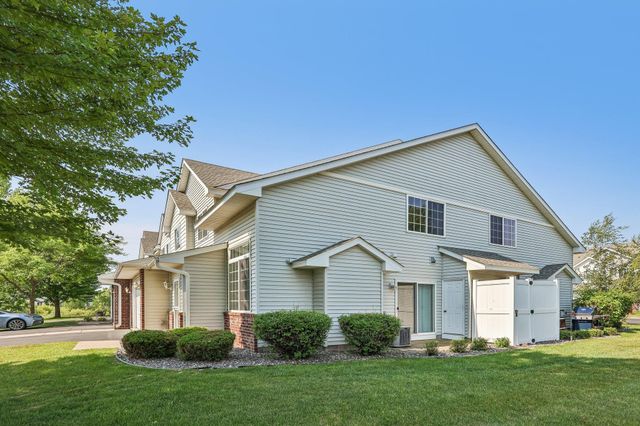12135 63rd Street NE, Albertville, MN 55301