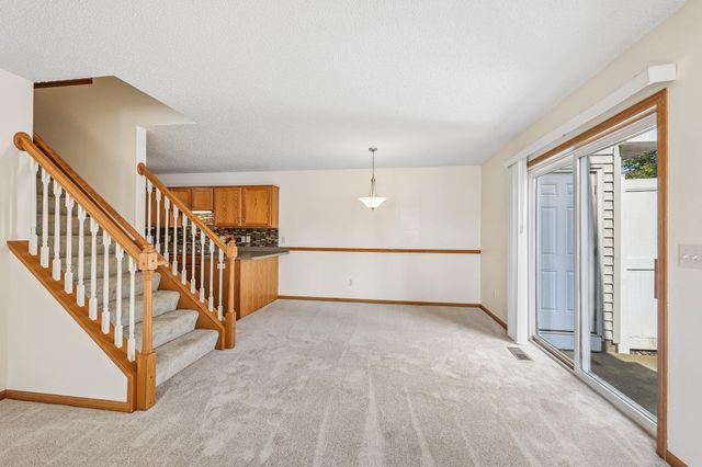 12135 63rd Street NE, Albertville, MN 55301