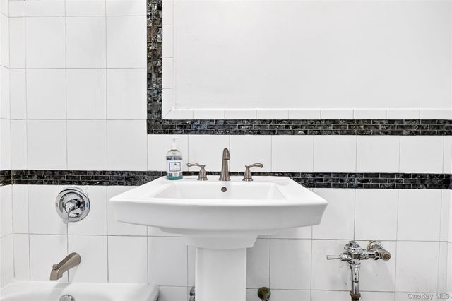 2244 Bronx Park E 5K, Bronx, NY 10467