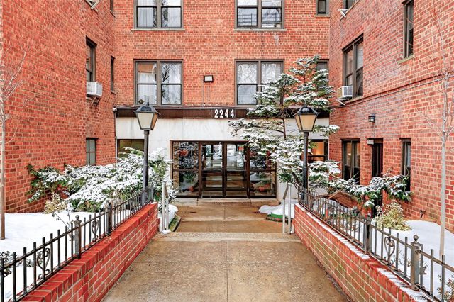 2244 Bronx Park E 5K, Bronx, NY 10467