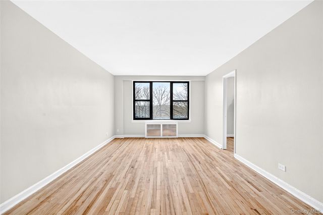 2244 Bronx Park E 5K, Bronx, NY 10467