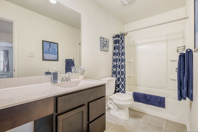 6519 Runaway Row, Converse, TX 78109