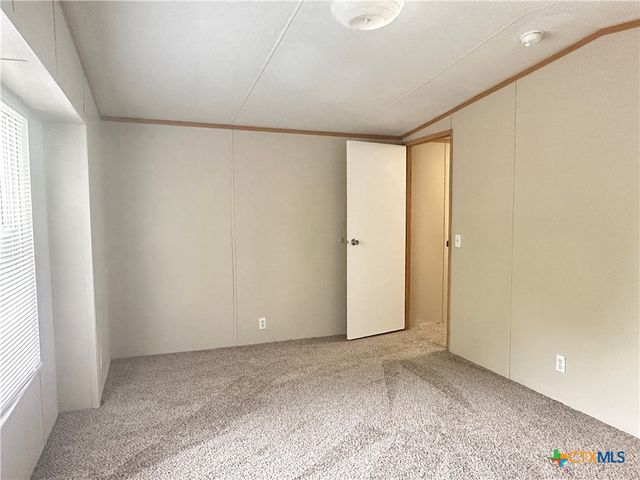 208 Picasso Drive, San Marcos, TX 78666