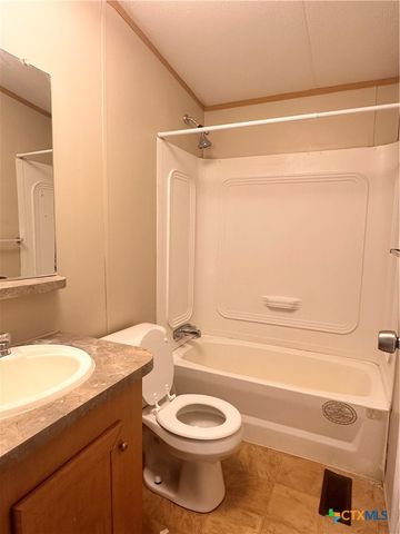 208 Picasso Drive, San Marcos, TX 78666