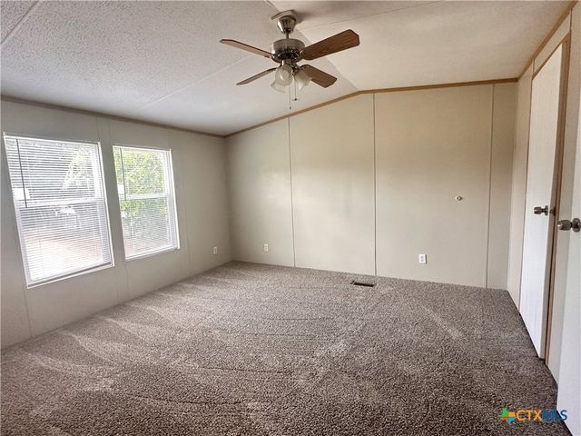208 Picasso Drive, San Marcos, TX 78666