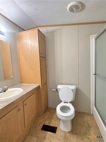 208 Picasso Drive, San Marcos, TX 78666