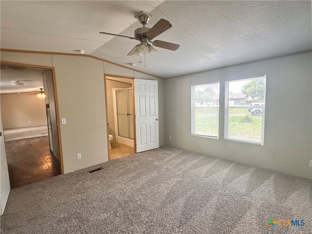 208 Picasso Drive, San Marcos, TX 78666
