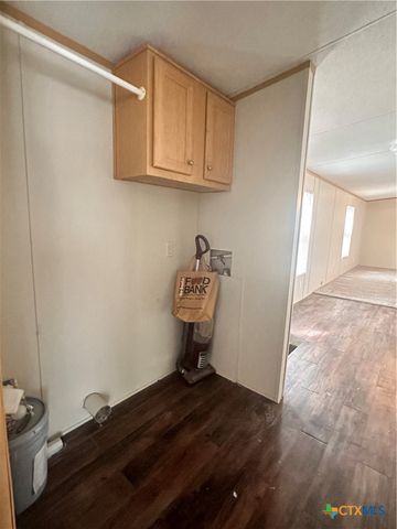 208 Picasso Drive, San Marcos, TX 78666