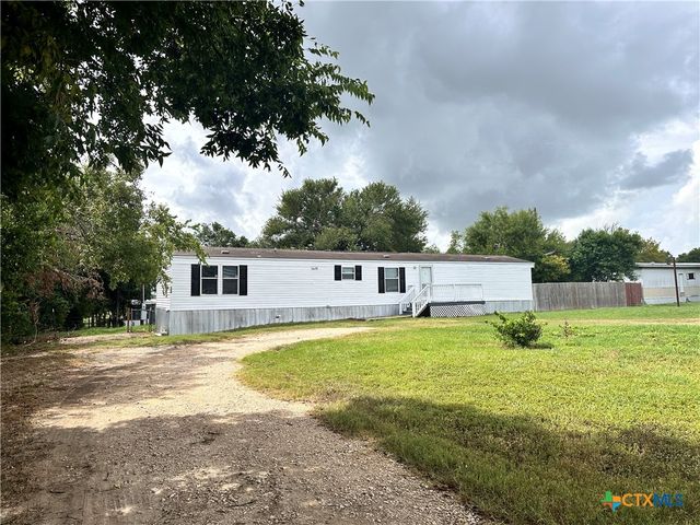 208 Picasso Drive, San Marcos, TX 78666