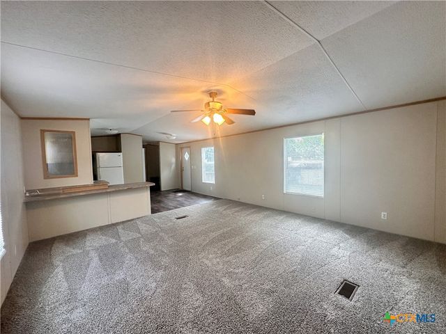 208 Picasso Drive, San Marcos, TX 78666
