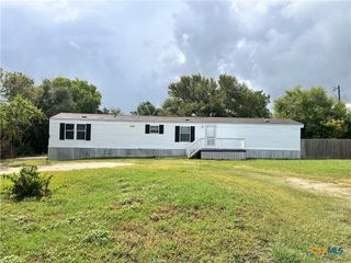 208 Picasso Drive, San Marcos, TX 78666
