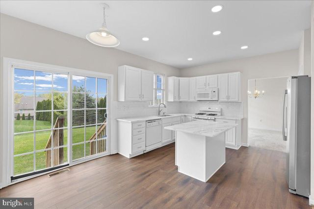 1437 BALMORAL RD, Coatesville, PA 19320