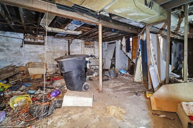 11091 Wilshire Drive, Detroit City, MI 48213