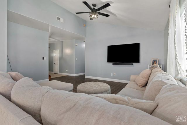 5208 San Lucas Drive, Bakersfield, CA 93307