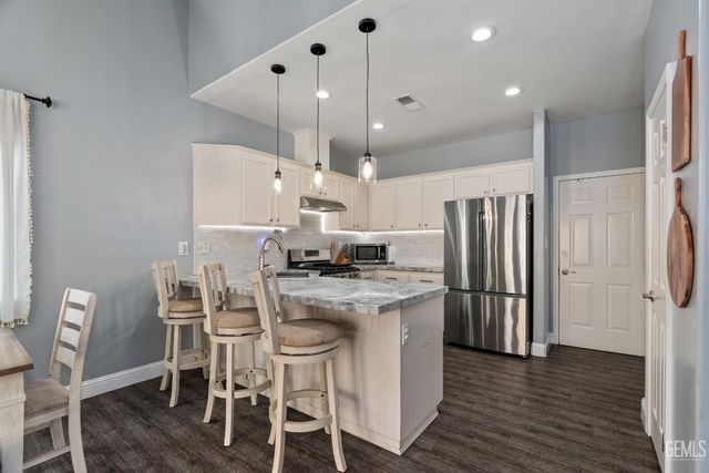 5208 San Lucas Drive, Bakersfield, CA 93307