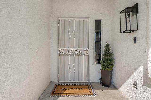 5208 San Lucas Drive, Bakersfield, CA 93307