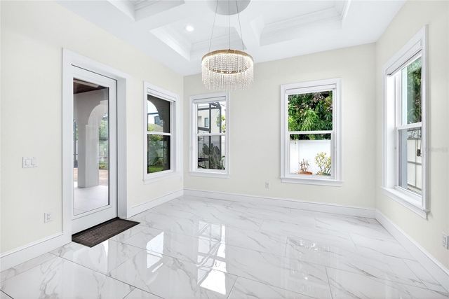 3013 W NORTH B STREET, Tampa, FL 33609