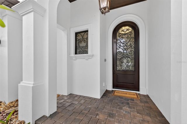 3013 W NORTH B STREET, Tampa, FL 33609