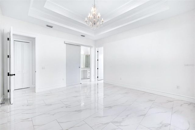 3013 W NORTH B STREET, Tampa, FL 33609