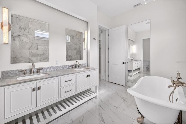 3013 W NORTH B STREET, Tampa, FL 33609