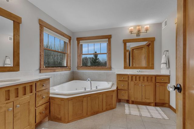 921 N 19th Avenue, Sartell, MN 56377