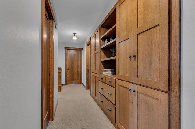 921 N 19th Avenue, Sartell, MN 56377