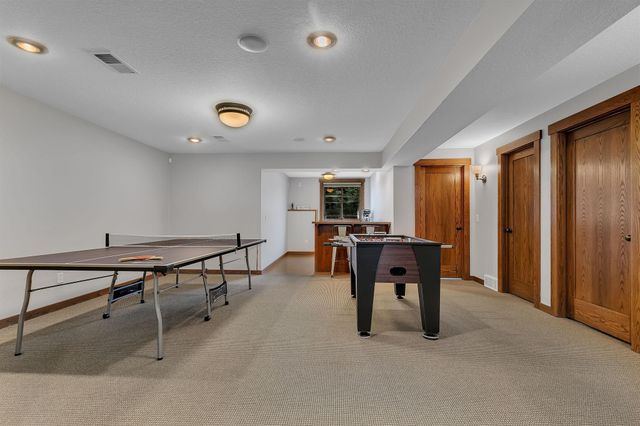 921 N 19th Avenue, Sartell, MN 56377