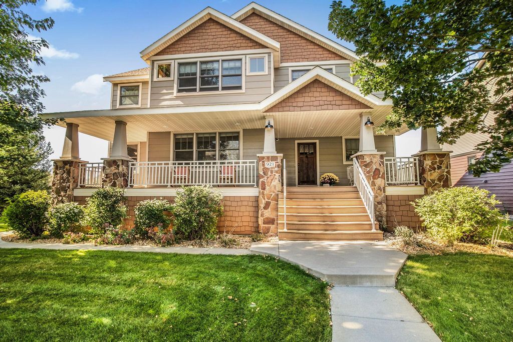 921 N 19th Avenue, Sartell, MN 56377