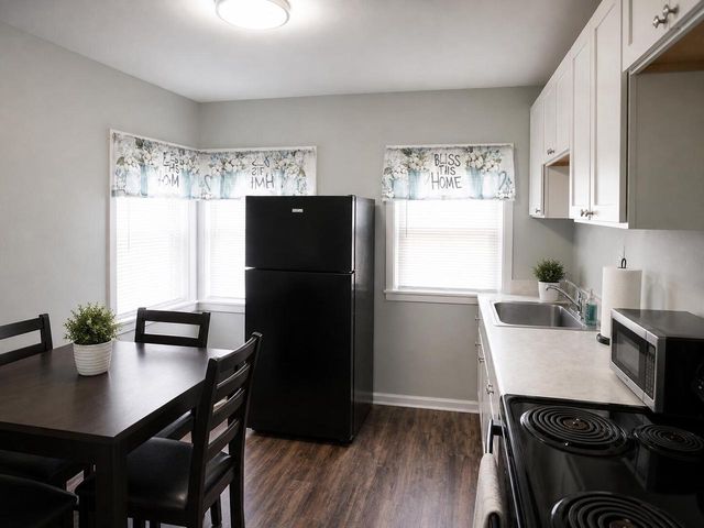 2619 Linwal LANE, Milwaukee, WI 53209