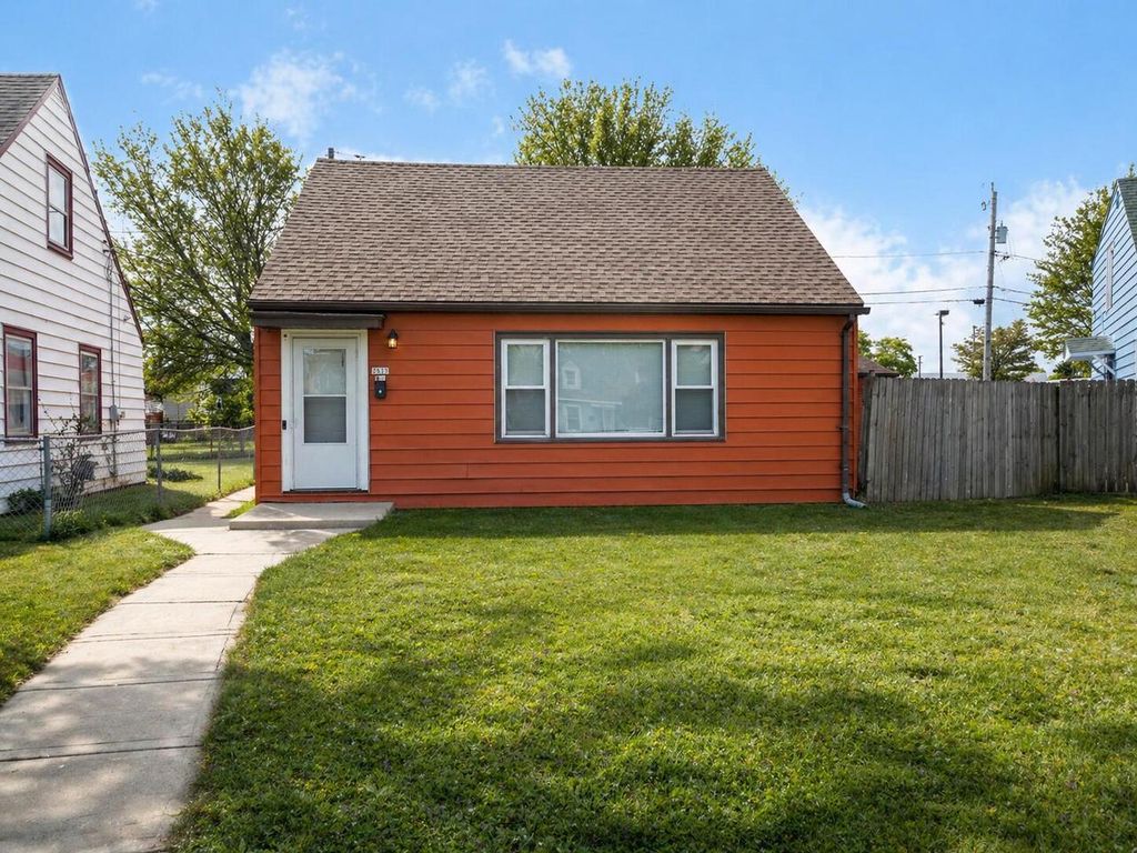 2619 Linwal LANE, Milwaukee, WI 53209