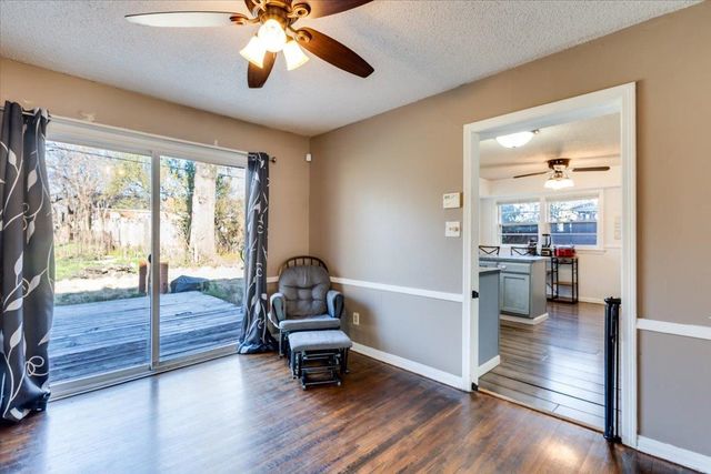 2111 S Oliver Ave, Wichita, KS 67218