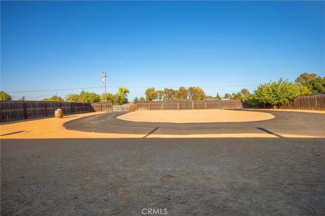 4321 Whispering Oak, Paso Robles, CA 93446
