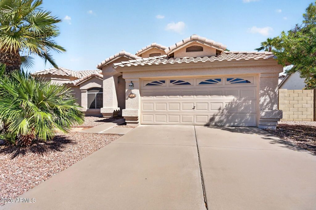 223 S BRENTWOOD Place, Chandler, AZ 85224 — photo 3