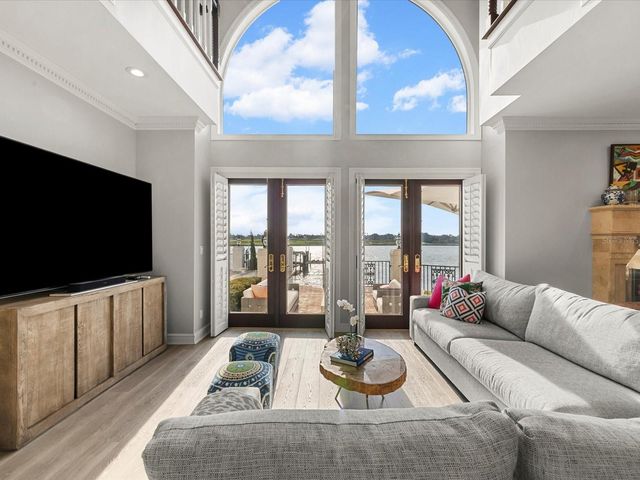 429 SAINT ANDREWS DRIVE, Belleair, FL 33756