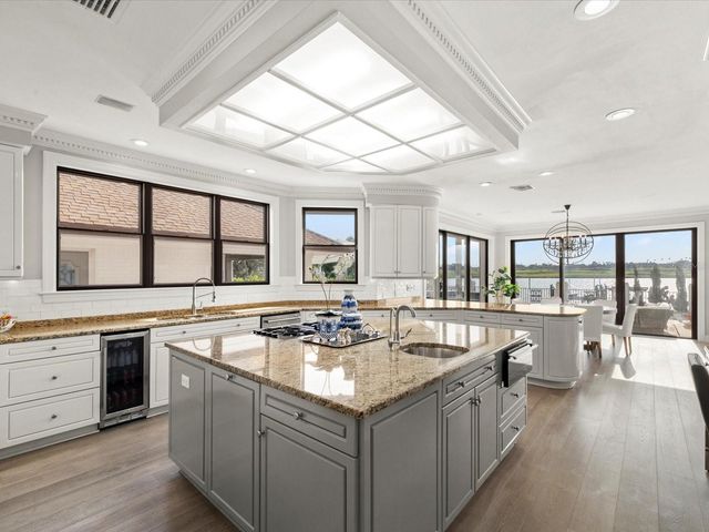 429 SAINT ANDREWS DRIVE, Belleair, FL 33756