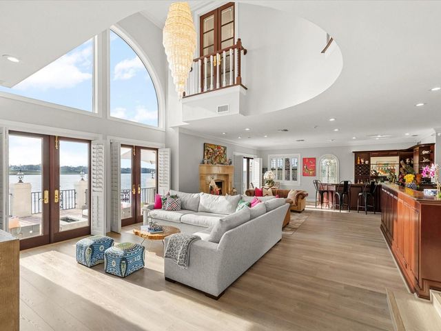 429 SAINT ANDREWS DRIVE, Belleair, FL 33756