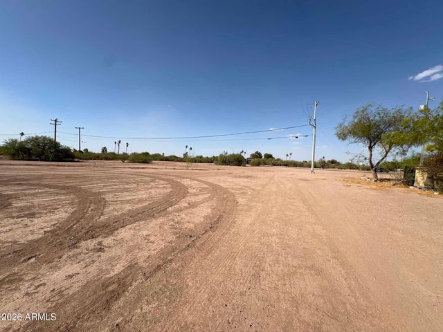 3751 W PACIFIC Drive 4, Eloy, AZ 85131