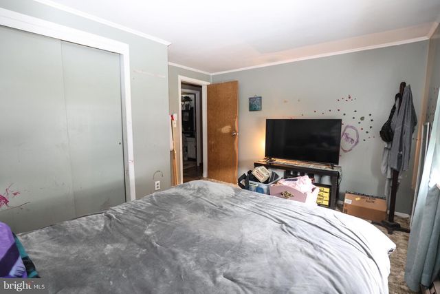 223 E BACON ST, Pottsville, PA 17901