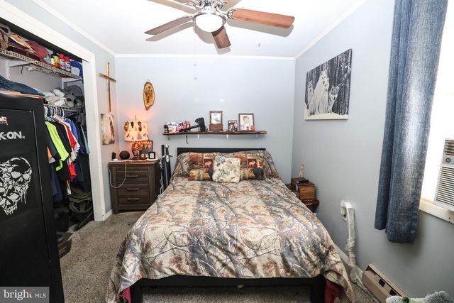 223 E BACON ST, Pottsville, PA 17901