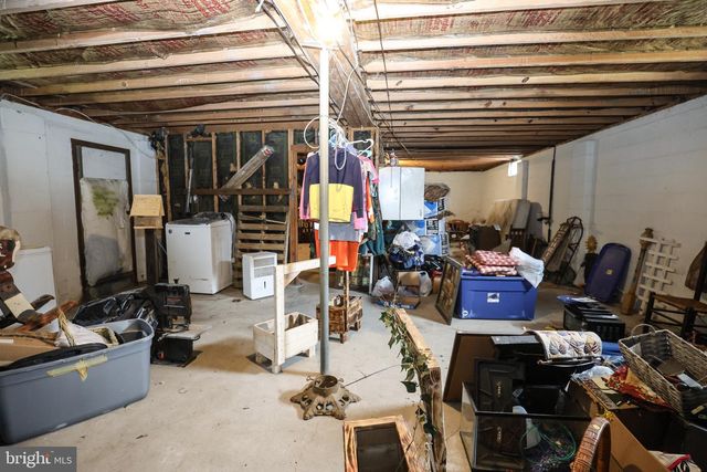 223 E BACON ST, Pottsville, PA 17901
