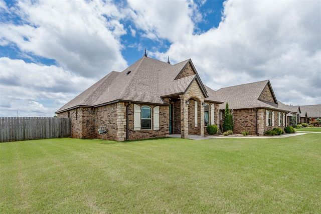 3238 NW 22nd Place, Newcastle, OK 73065