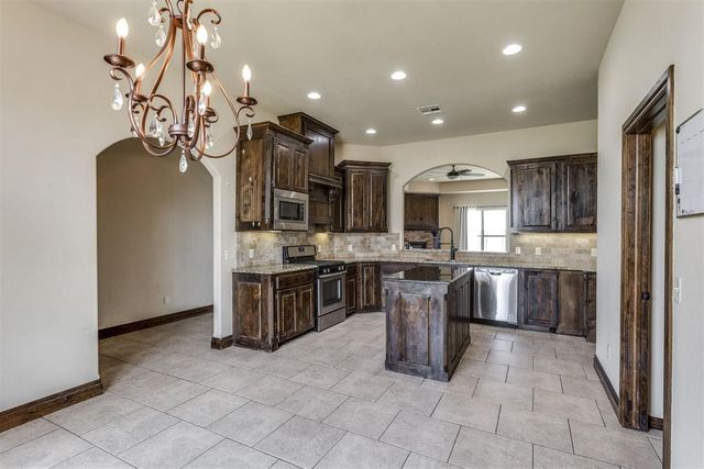 3238 NW 22nd Place, Newcastle, OK 73065