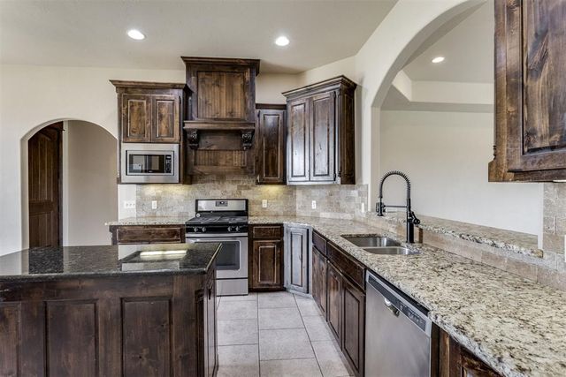 3238 NW 22nd Place, Newcastle, OK 73065