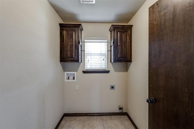 3238 NW 22nd Place, Newcastle, OK 73065