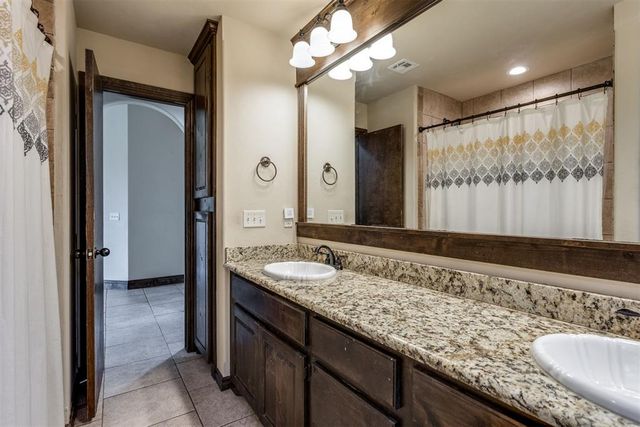 3238 NW 22nd Place, Newcastle, OK 73065