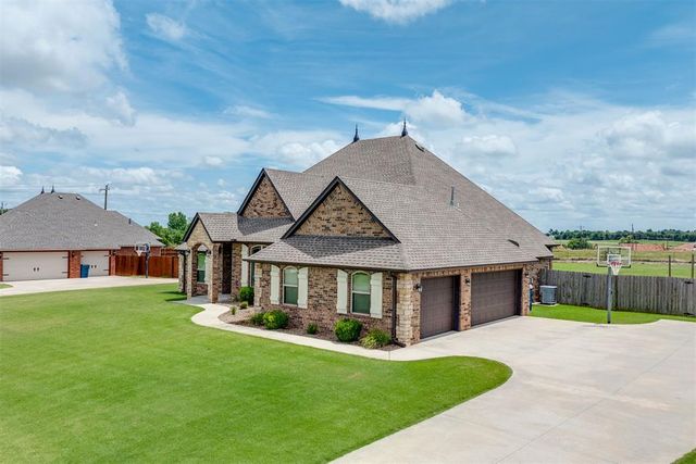 3238 NW 22nd Place, Newcastle, OK 73065